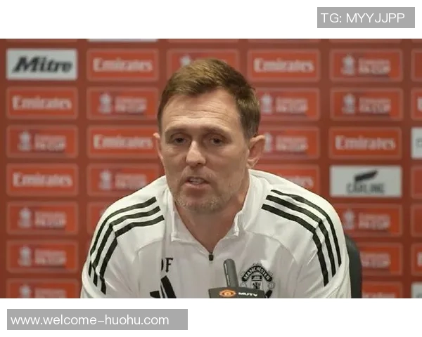 曼联计划让弗莱彻临时执教数场后再任命新主帅至赛季结束 曼联计划让弗莱彻临时执教数场后再任命新主帅至赛季结束